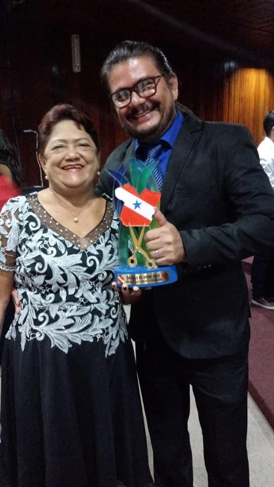 E a tesoura de ouro foi para Wagner Ferreira hairstylist